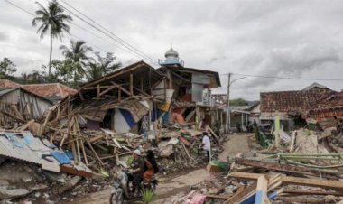 زلزال بقوة 7.8 درجات يهز إندويسيا وتحذير للدول المجاورة من تسونامي