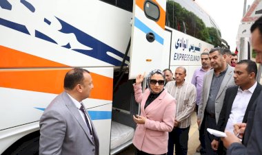 محافظ الوادي الجديد تُدشّن 5 حافلات نقل جماعي جديدة