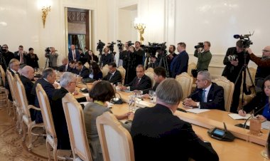 وزيرا خارجية مصر وروسيا يبحثان في موسكو سبل تطوير العلاقات الثنائية والتطورات الإقليمية