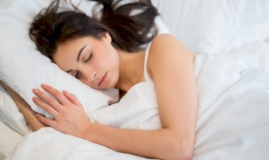 بدون أدوية.. 8 طرق لتحسين جودة النوم بشكل طبيعي