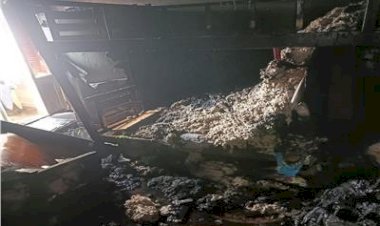 الحماية المدنية بالقليوبية تسيطر على حريق بمدخل عقار بشبرا الخيمة بسبب ماس كهربائى