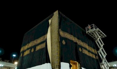 السعودية تعلن الإنتهاء من أعمال الصيانة الشاملة للكعبة المشرفة