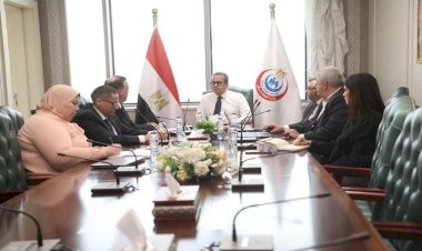 وزير الصحة يراجع المقترح النهائي للمنصة الرقمية الداخلية لمتابعة المشروعات القومية