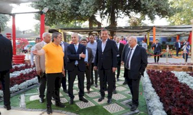 "فاروق" يوجه بتوفير كافة سبل الراحة لزوار معرض زهور الربيع ويدعو الأسر المصرية لزيارته