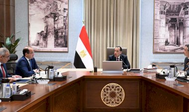 رئيس الوزراء يتابع إجراءات توفير مخزون مطمئن من السلع وجهود حوكمة منظومة الدعم