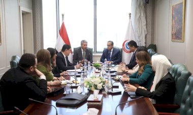 وزيرا الصحة والسكان والسياحة والآثار يبحثان استراتيجية تكاملية للارتقاء بالخدمات الطبية للسائحين