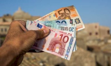 أسعار العملات في مصر اليوم الجمعة