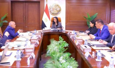 وزيرة التضامن تتابع الموقف التنفيذي لمراكز التجميع والمواءمة