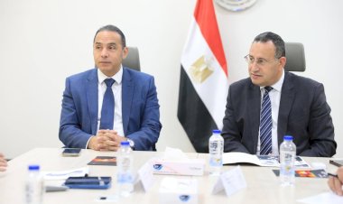 وزير التعليم العالي يناقش مع رئيس الرقابة المالية سبل تعزيز الثقافة المالية لطلاب الجامعات