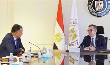 وزير التخطيط يبحث مع مدير المكتب الإقليمي للبنك الإسلامي للتنمية بالقاهرة سبل التعاون المستقبلي