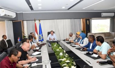 محافظ أسوان: التغلب على المشاكل الجماهيرية بخطط علمية مدروسة