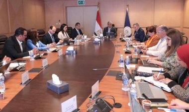 وزير السياحة والآثار يعقد اجتماعاً موسعاً مع مجموعة العمل الخاصة بمواقع التراث العالمي