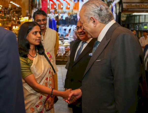 القابضة للسياحة والفنادق تطلق مشروعًا سياحيًا عالميًا في قلب خان الخليلي بالشراكة مع "أوبروي"