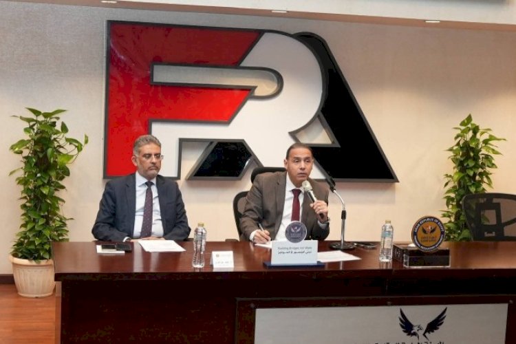 رئيس هيئة الرقابة المالية في اجتماعه بممثلي شركات إدارة برامج الرعاية الصحية: حريصون على تطوير نشاط التأمين الطبي