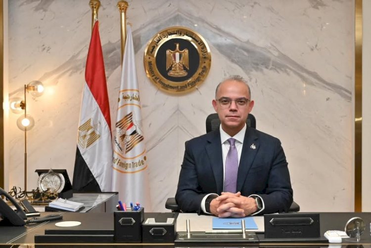 الاستثمار تفرض رسومًا وقائية على واردات الصلب لحماية الصناعة المحلية بعد زيادات قياسية في الواردات