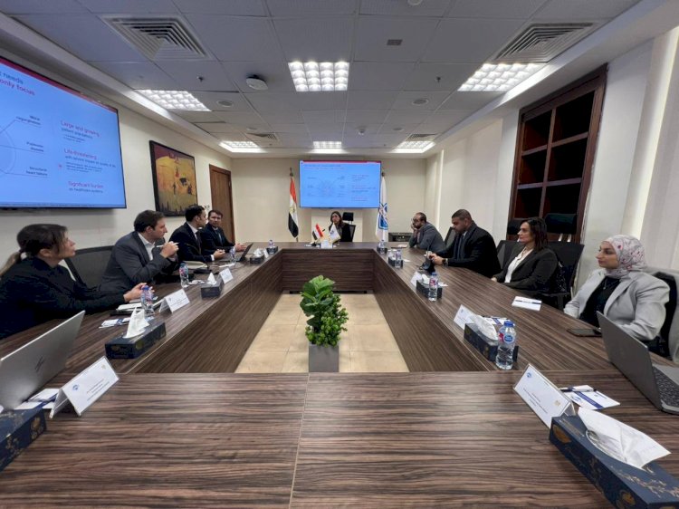 التأمين الصحي الشامل يبحث شراكات عالمية لتطوير علاج أمراض القلب