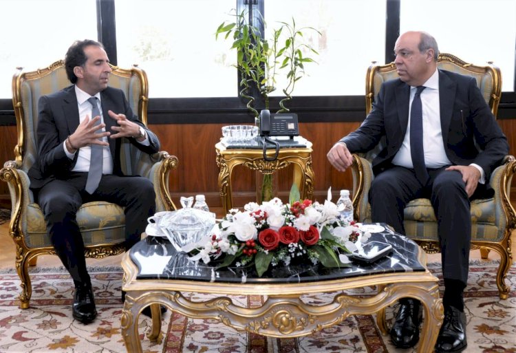 وزير الطيران المدني يبحث مع مايكروسوفت تعزيز التعاون في التحول الرقمي وتكنولوجيا المعلومات