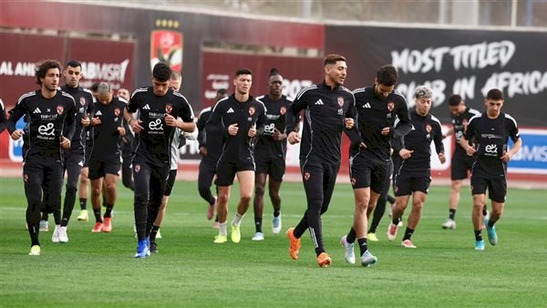 الأهلي يدخل اليوم معسكرا مغلقا استعداداً لمباراة سموحة