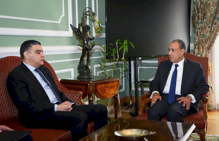 وزير الخارجية يستقبل رئيس هيئة الشراء الموحد لبحث تعزيز التعاون في الأمن الصحي ودعم نفاذ الدواء المصري للأسواق الأفريقية