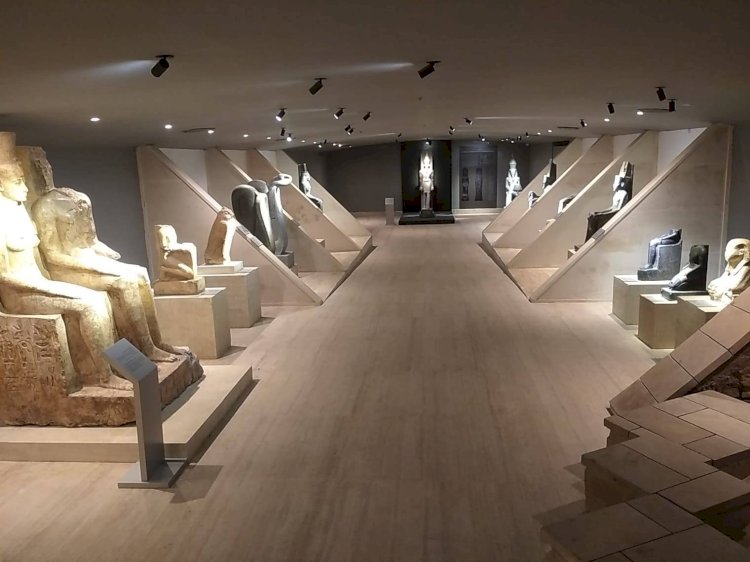 السياحة والآثار: الانتهاء من تطوير قاعة الخبيئة بمتحف الأقصر تمهيدًا لافتتاحها قريبًا