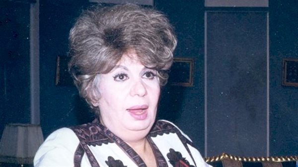 في ذكرى ميلادها.. خيرية أحمد رحلة كوميدية خالدة من «ساعة لقلبك» إلى «عريس مراتي»