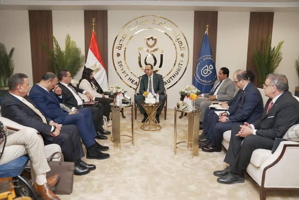 رئيس «الرعاية الصحية» يوجه بتوسيع العناية المركزة وخدمات الكلى بالإسماعيلية