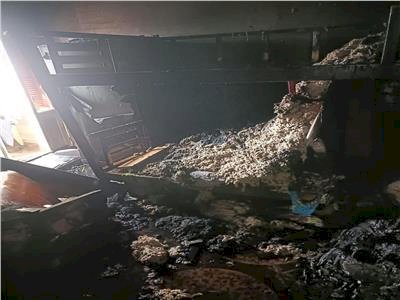 الحماية المدنية بالقليوبية تسيطر على حريق بمدخل عقار بشبرا الخيمة بسبب ماس كهربائى