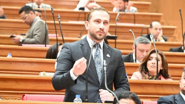 برلماني: تحسن سعر الصرف إشارة إيجابية على ضبط المؤشرات الاقتصادية