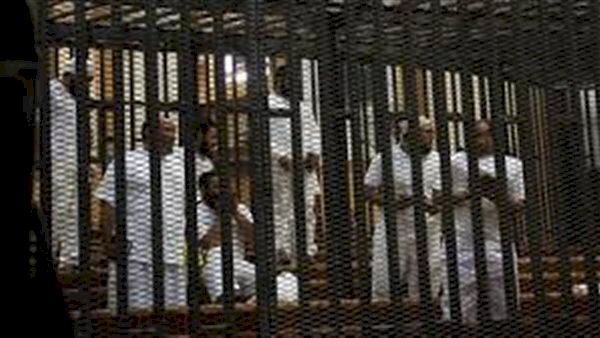 محاكمة 43 متهما بقضية الهيكل الإداري للإخوان