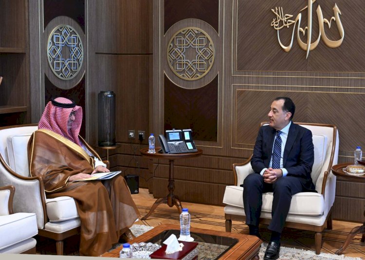 رئيس الوزراء يستقبل سفير خادم الحرمين الشريفين لدى مصر لبحث تعزيز التعاون المشترك