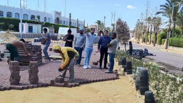 وزيرة الإسكان تتابع أعمال رفع كفاءة الطرق والتطوير بعددٍ من المدن الجديدة