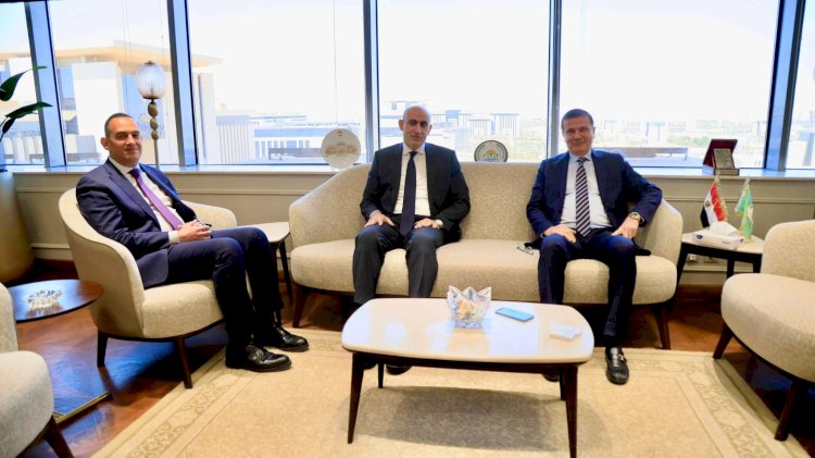 وزيرا "الزراعة" و"التعليم" يبحثان آليات تعزيز التعاون للتوسع في مدارس التكنولوجيا التطبيقية في المجال الزراعي