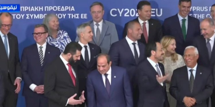 حديث ودى بين الرئيس السيسى ونظيره السورى على هامش اجتماع قبرص