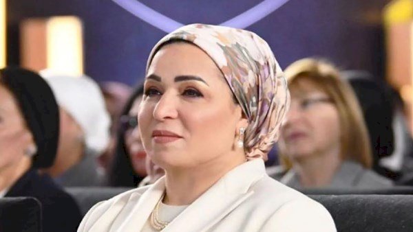 فى ذكرى تحرير سيناء.. السيدة انتصار السيسى: نُحيّى تضحيات أبطالنا ونفخر باستعادة أرضنا الغالية