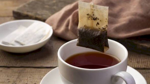 دراسة صادمة تكشف خطرا خفيفا في أكياس الشاي.. احذرها