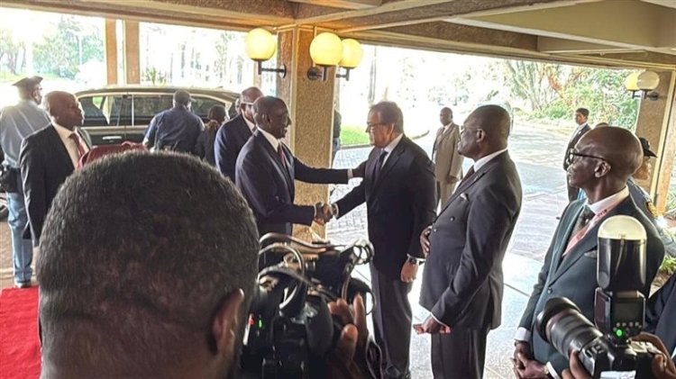 الدكتور خالد عبدالغفار يشارك في افتتاح قمة الصحة العالمية بنيروبي