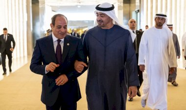 الرئيس السيسي يؤكد للشيخ محمد بن زايد تضامن مصر الكامل مع الإمارات ودعمها