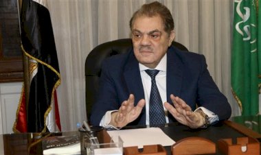 الوفد: استهداف مطار الخرطوم الدولي تقف خلفه أطراف إقليمية تسعى لتفكيك السودان