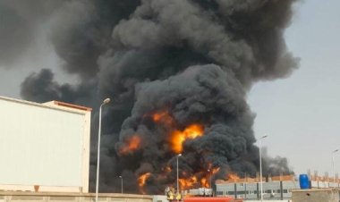 ارتفاع عدد مصابي حريق 3 مصانع بالعاشر من رمضان لـ 21 حالة