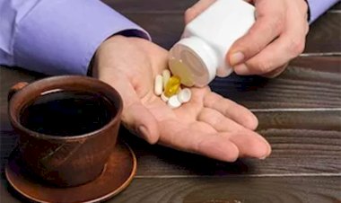 القهوة وفيتامين B12.. ماذا يحدث للجسم عند تناولهما معًا؟