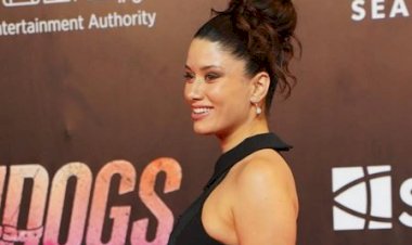 سينتيا خليفة تخطف الأنظار في إطلالة أنيقة خلال العرض الخاص لـ 7Dogs