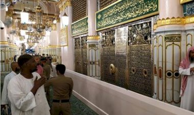 في أجواء روحانية منظمة.. تحديد أوقات زيارة الروضة الشريفة عبر تطبيق نُسك خلال موسم الحج 