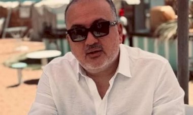 هانى عبد الكريم يتلقى عزاء والده بمسجد الحامدية الشاذلية.. اليوم