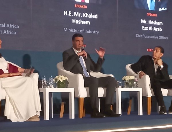 وزير الصناعة: نستهدف دمج الصناعة المصرية في سلاسل القيمة العالمية وتعزيز تنافسيتها بالتكنولوجيا والابتكار