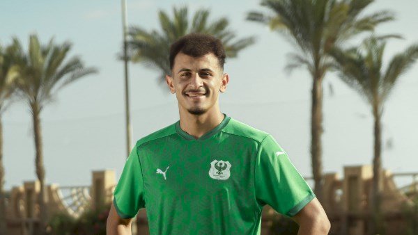 المصري يستقر على بدء التفاوض مع الأهلي لضم عمر الساعي