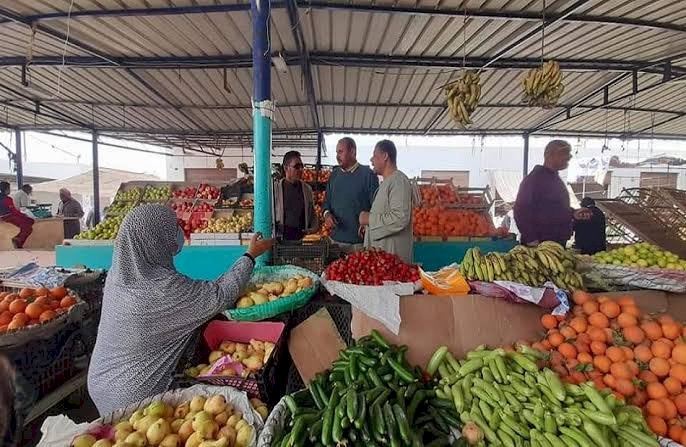 سعر الخضار والفاكهة اليوم الخميس في الأسواق