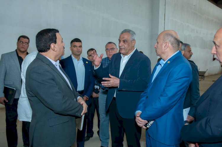 وزير الإنتاج الحربي في زيارة مفاجئة يطمئن على تنفيذ الخطط الإنتاجية في "أبو زعبل للصناعات الهندسية"