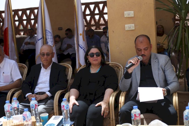 نائبة وزيرة التضامن تفتتح مركز التدريب على تصنيع الألبان بمركز بلاط بالوادي الجديد