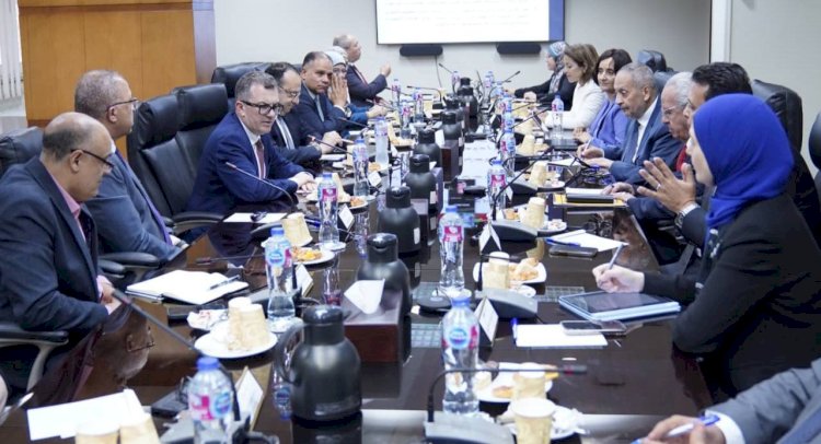 وزير التخطيط  يترأس اجتماع مجلس إدارة معهد التخطيط القومي