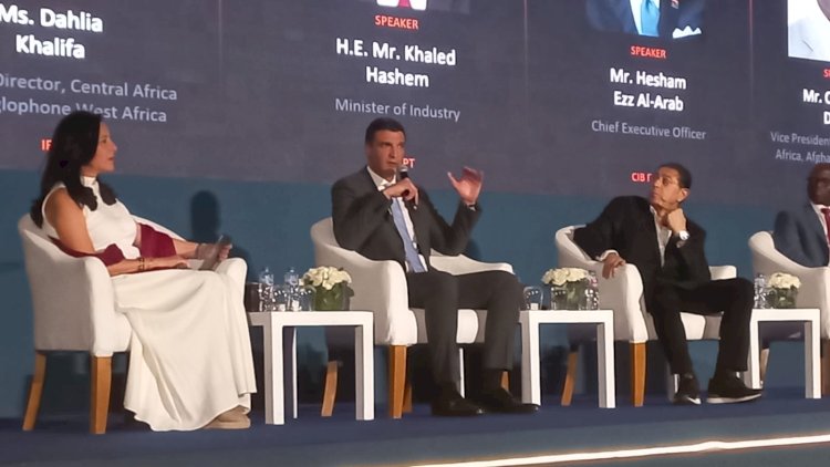 وزير الصناعة: نستهدف دمج الصناعة المصرية في سلاسل القيمة العالمية وتعزيز تنافسيتها بالتكنولوجيا والابتكار